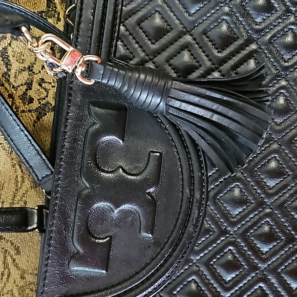 Tory Burch, leather, spacious authentic.Normal were. - Picture 2 of 7